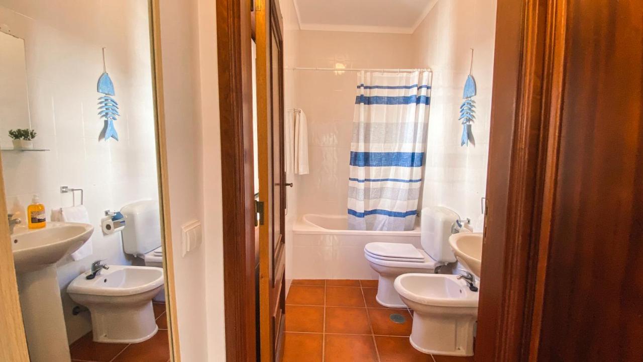 Casinhas Da Liberdade I - 1 Min To The Beach Nazare Exterior photo